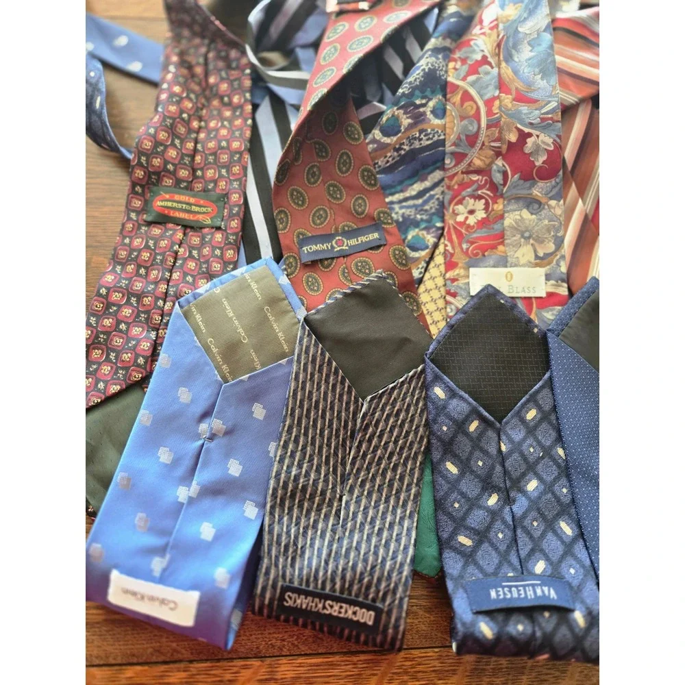 Mens Silk Neckties Lot of 15 Designer Brands Assorted Patterns Styles Crafts - Picture 6 of 6